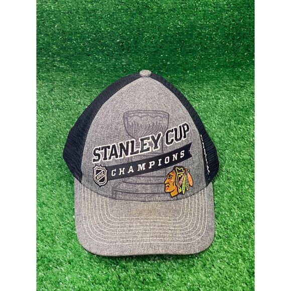 Mens Reebok Chicago Blackhawks Stanley Cup Champions Hat - Picture 1 of 4